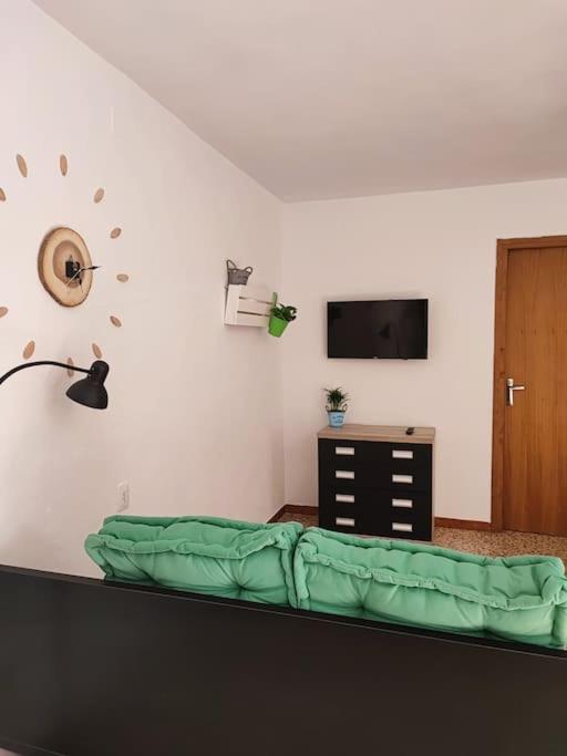 Apartment With Pool In The Mountains. Аликанте Экстерьер фото